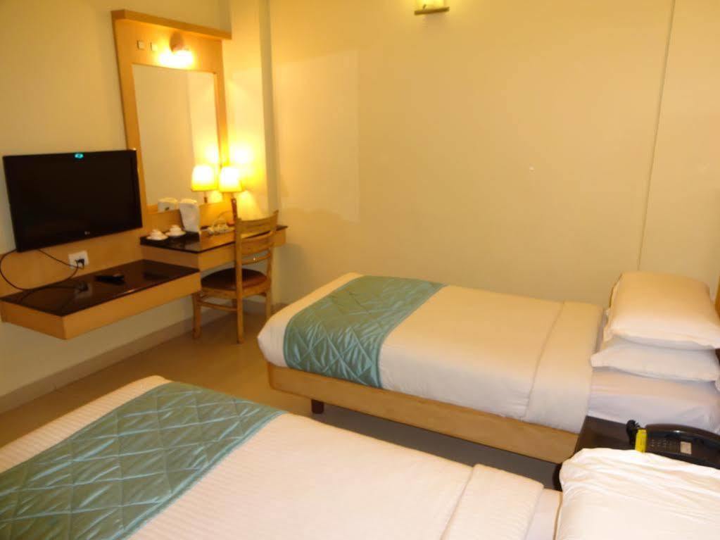 Super Capital O Grand Plaza Otel Coimbatore Dış mekan fotoğraf